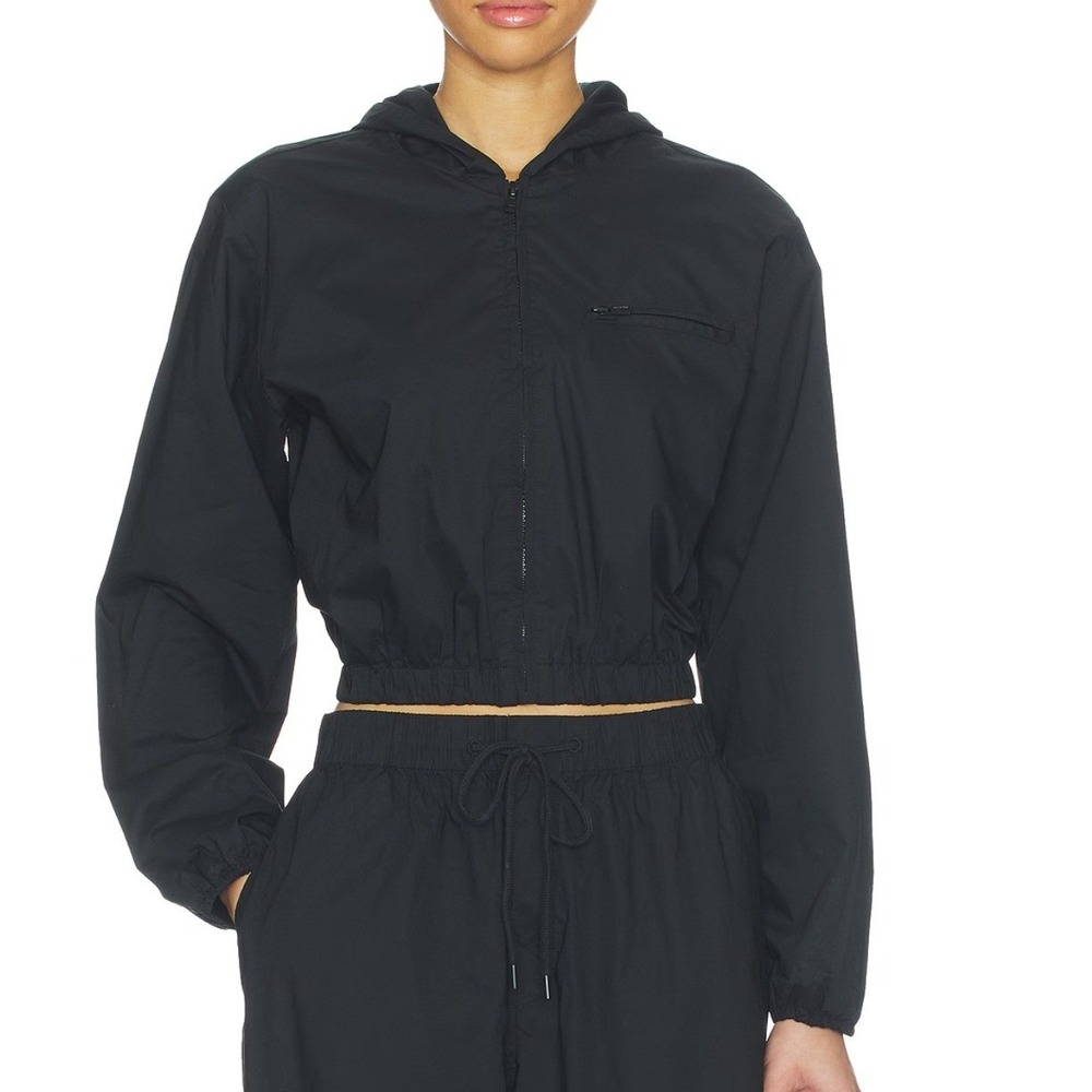 Skims Swiss Cotton Sateen Cropped Zip Up Jacket Onyx Black OW-ZUP-11675W Small